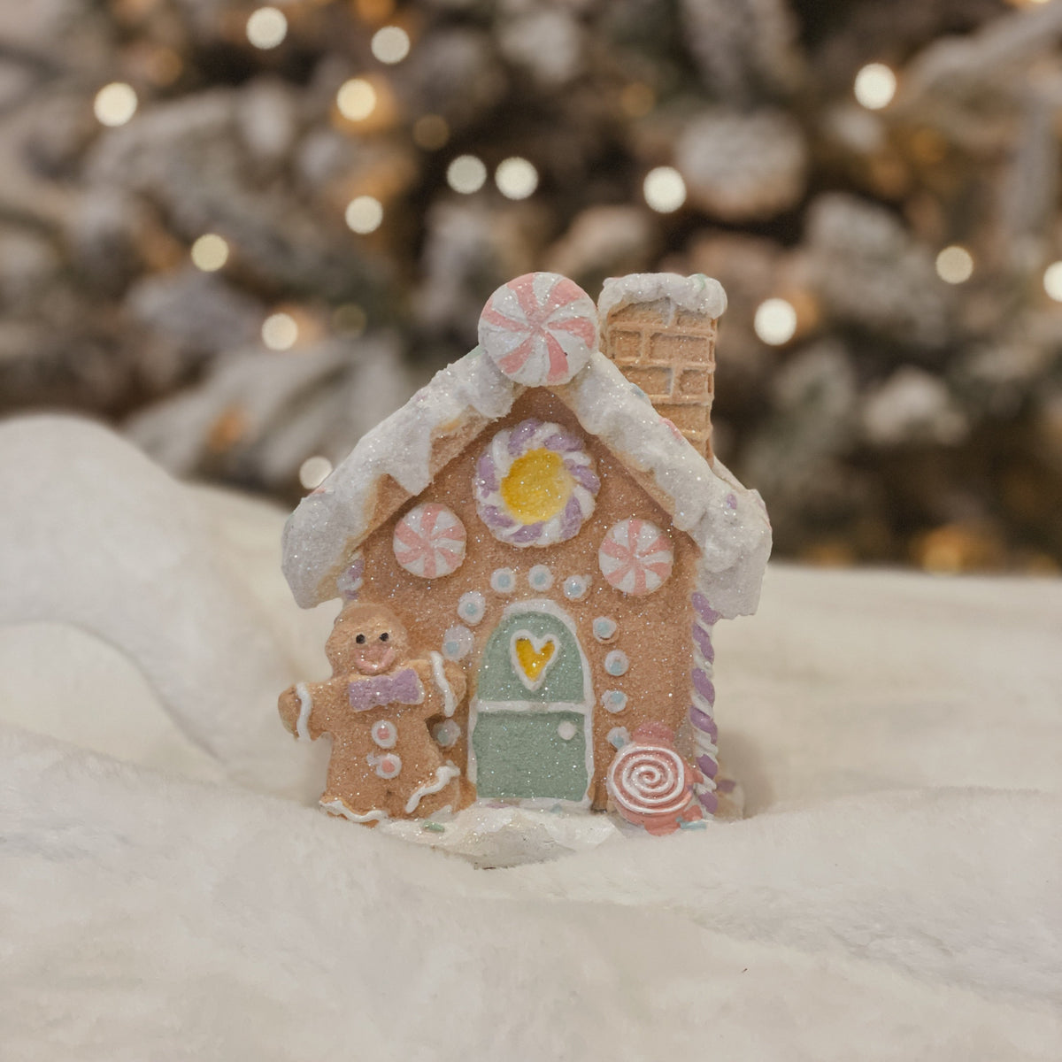 Pastel Gingerbread House – The White Christmas Co