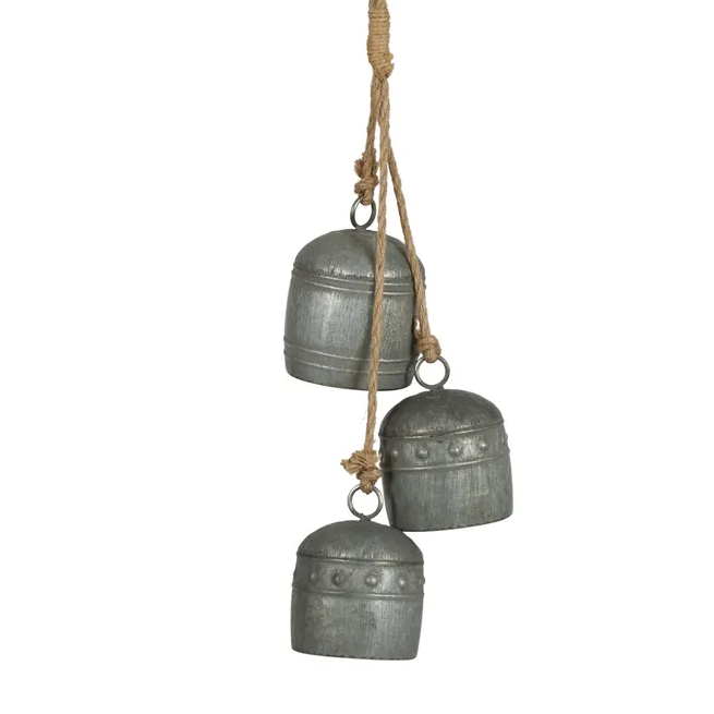 Set of 3 Rustic Metal Hanging Bells – The White Christmas Co