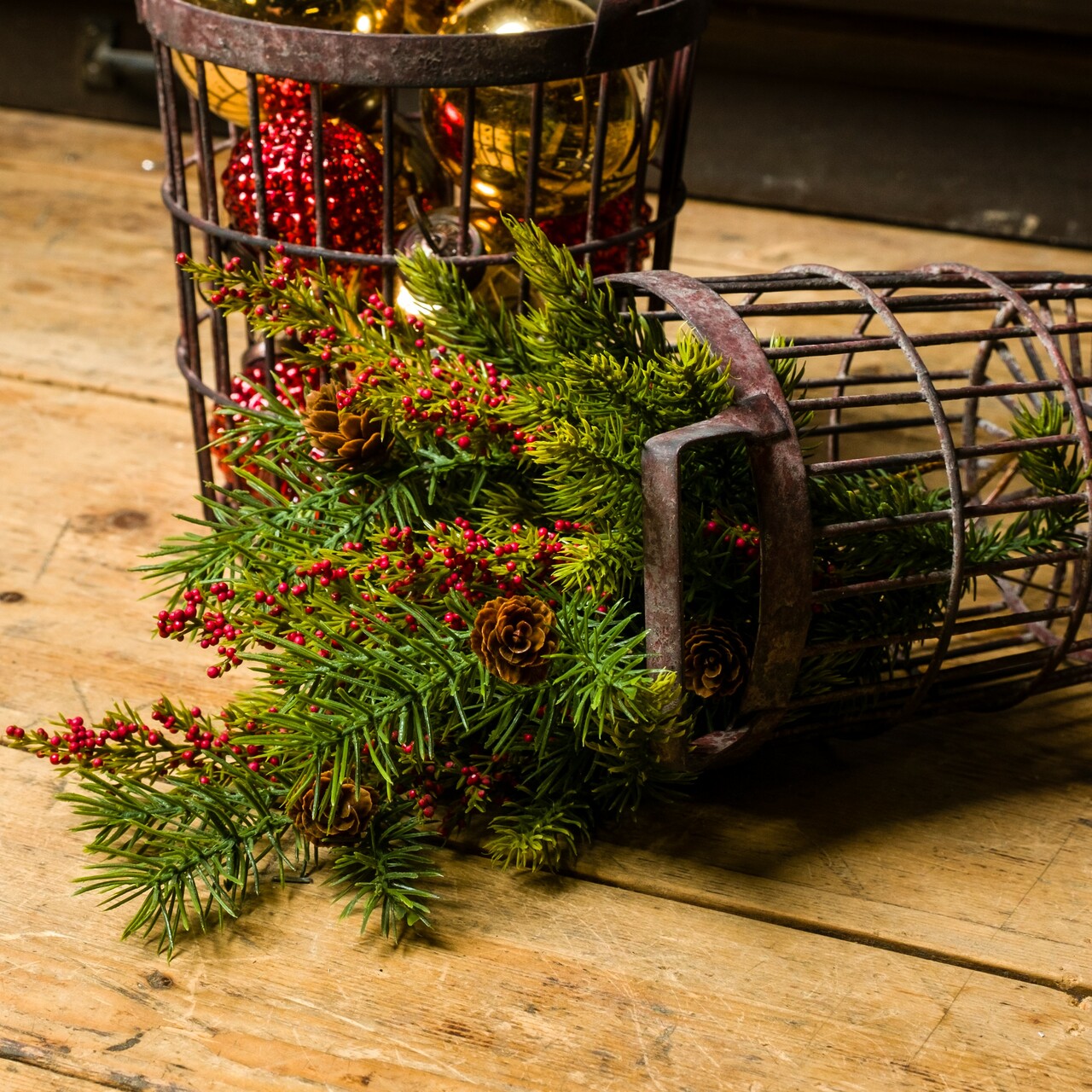 Angel Pine & White Spruce & Prickly Pine Christmas Pick