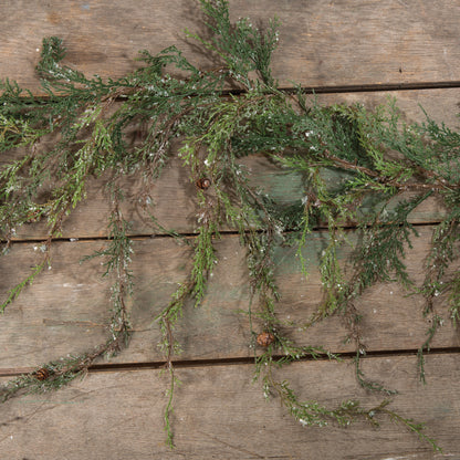 Weeping Cedar Garland With Snow